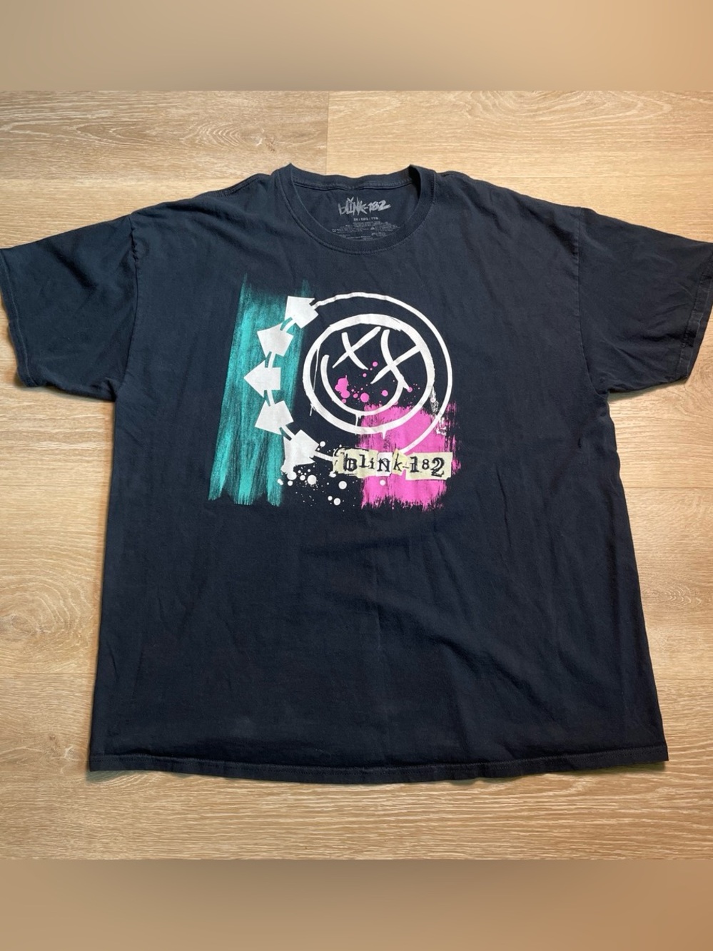 BLINK-182 Black Smiley Self Titled Album Artwork Tee Shirt